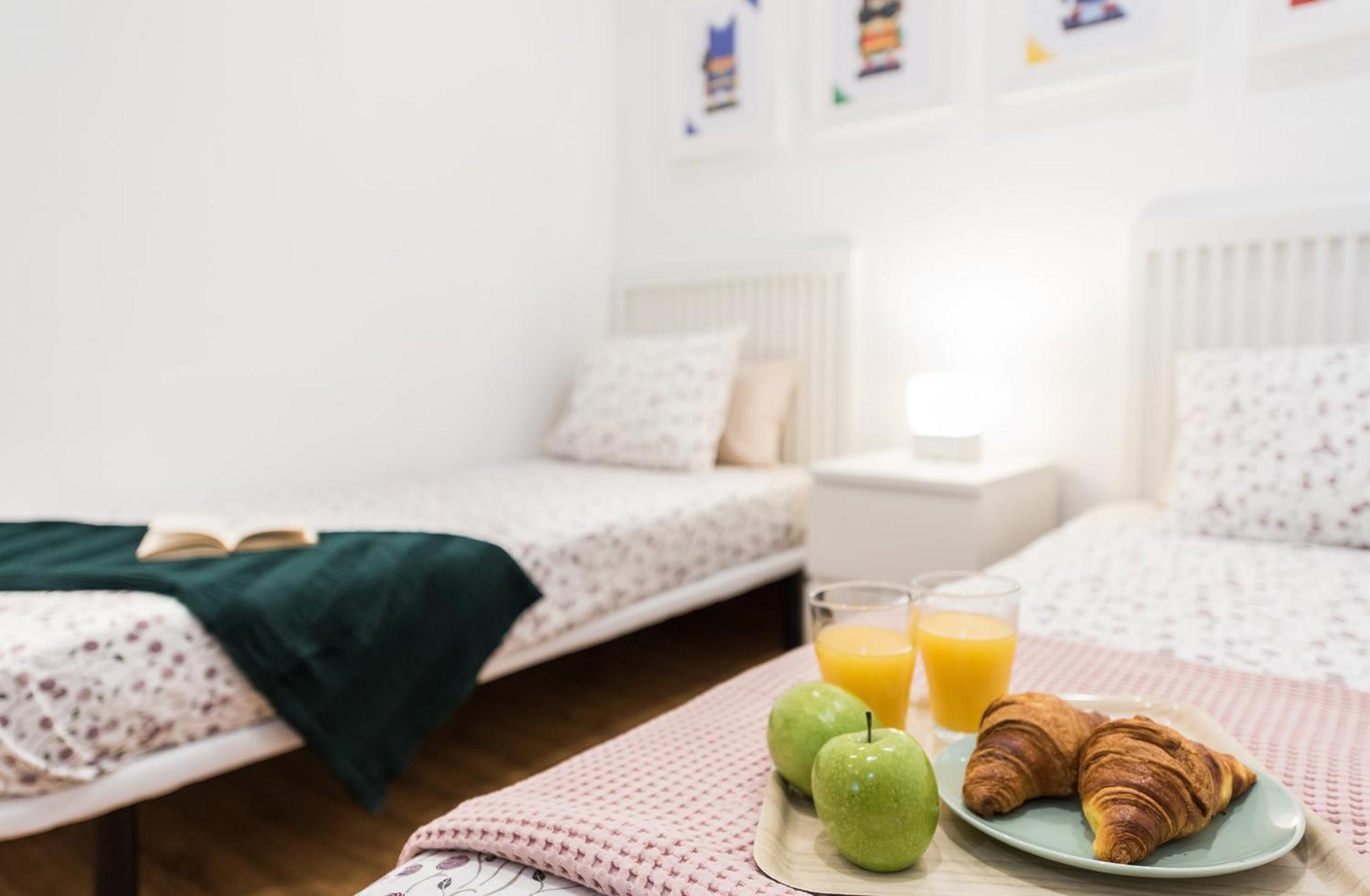 Lujosos Apartamentos En El Centro De Madrid Esterno foto