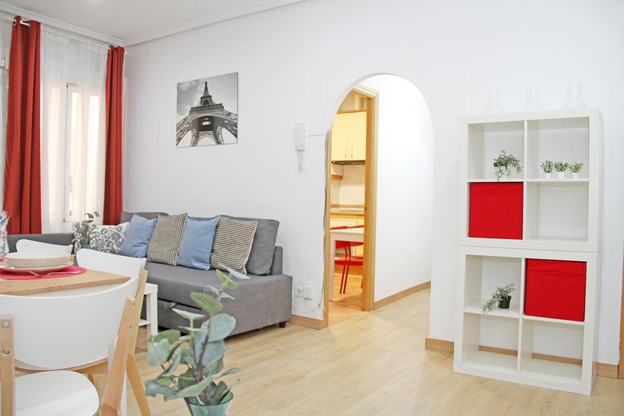 Lujosos Apartamentos En El Centro De Madrid Esterno foto